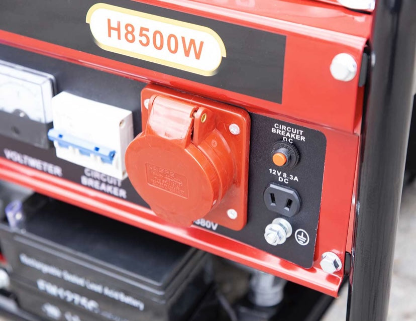 Áramgenerátor 8500 W Háromfázisú generátor AVR 8,5 Kw (220/380 V)
